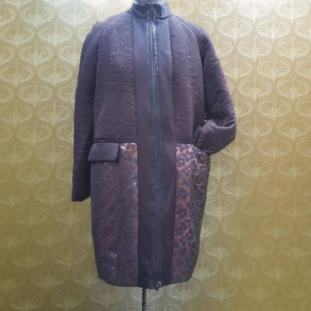 Unique Quilted Metalic design Rachel Roy Coat Size Large